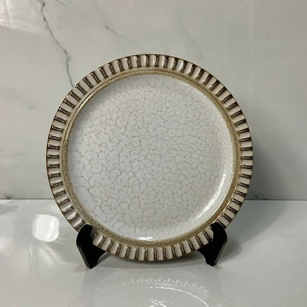 ROBERT GORDON Australia Pottery Adelaide Birch 8 1/2” Plate